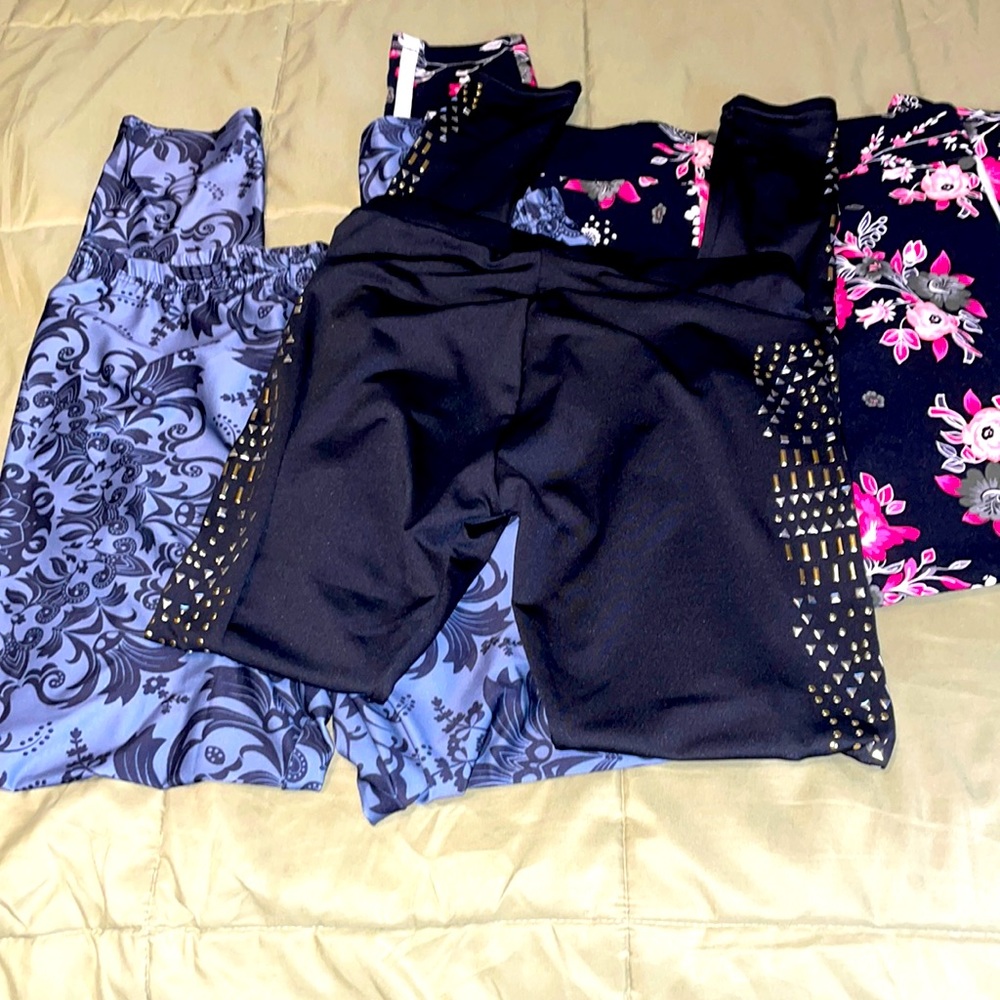 Bundle of leggings